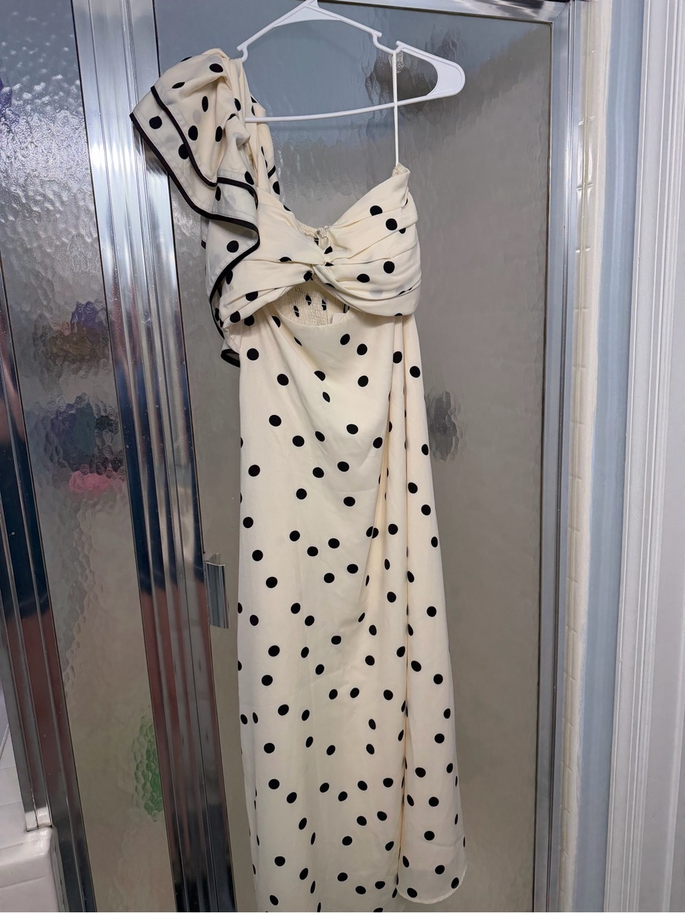One-Shoulder Polka Dot Maxi Dress - Cream/Black - Picture 3 of 5